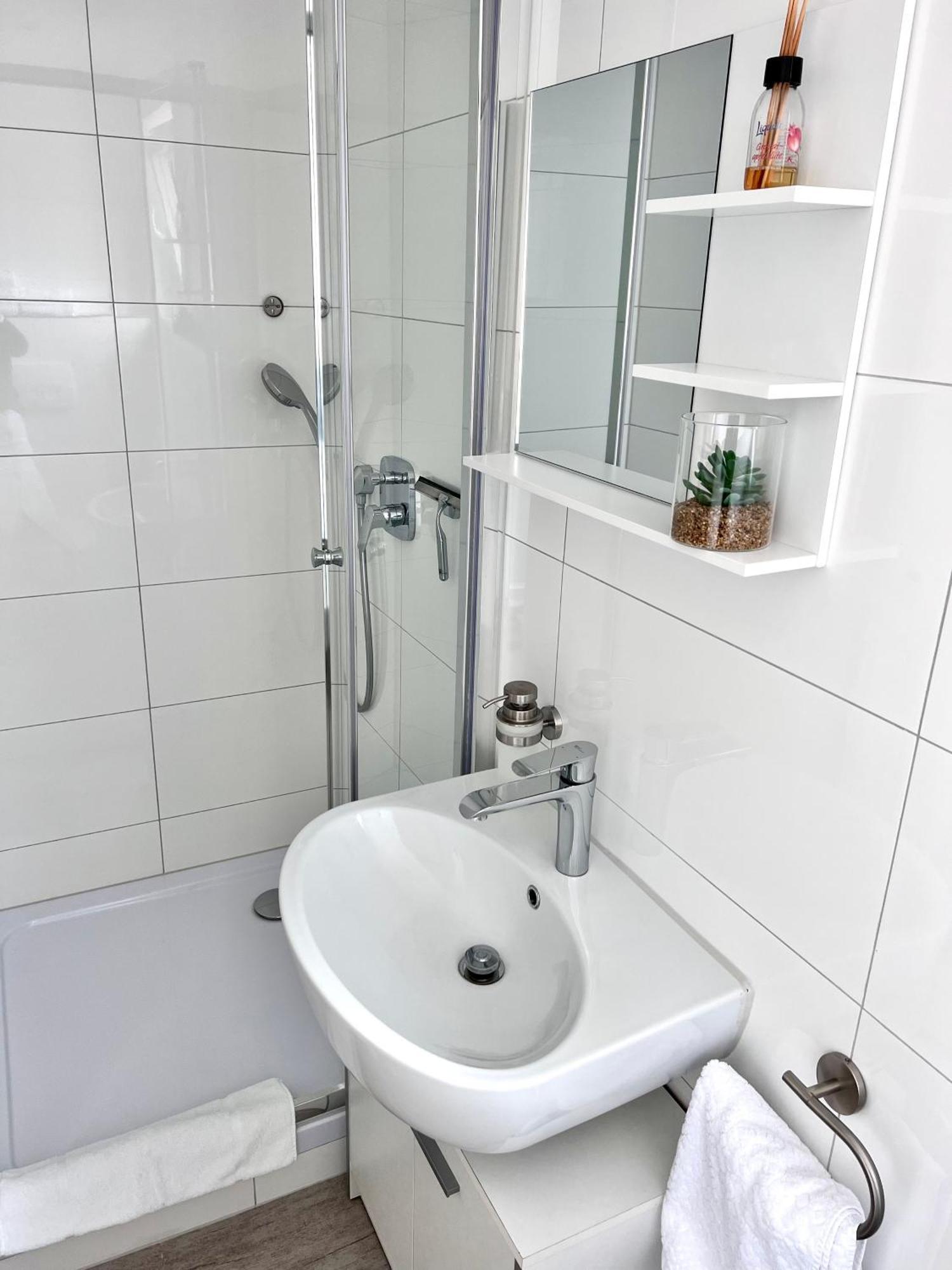 Prime Host Balcony Apartment Karlsruhe Eksteriør bilde